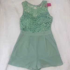 Mint green romper NWT